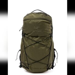 SOLD: Arcteryx Aerios 18L Pack - Tatsu BNWOT